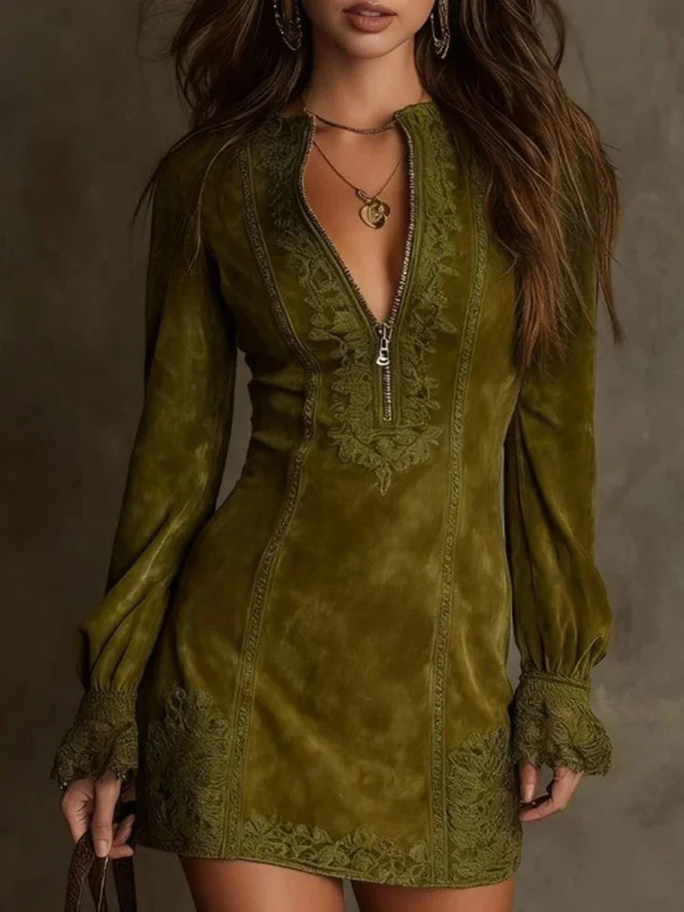 Eva | Robe Élégante en Suède et Dentelle